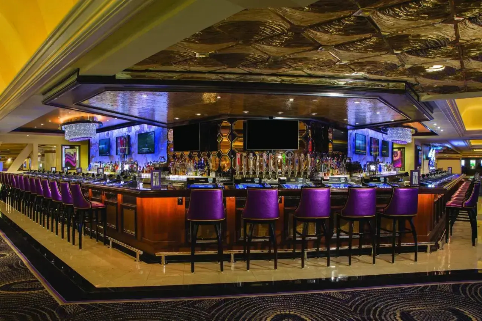 Harrah’s Las Vegas – A Caesars Rewards Destination