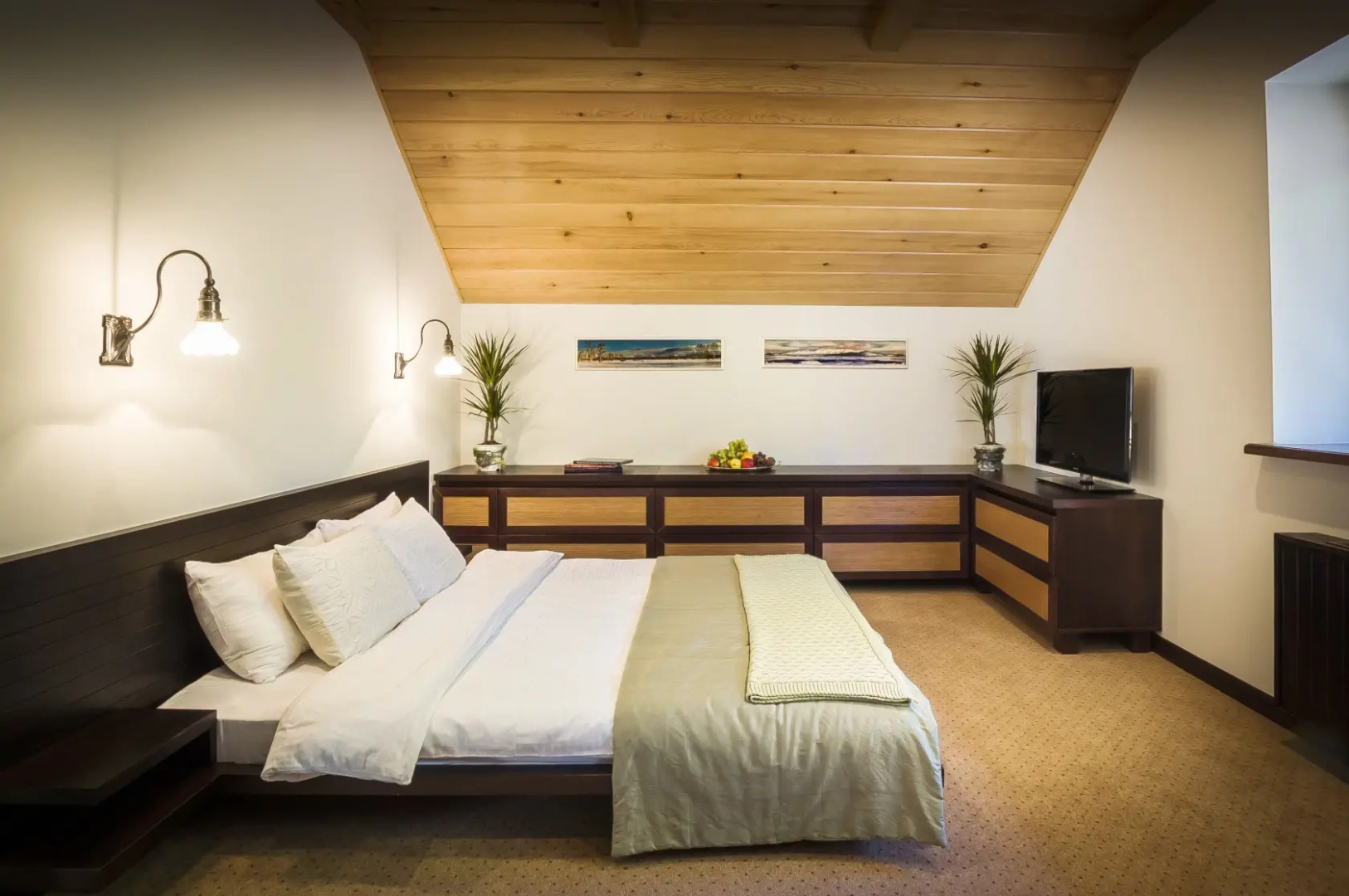 Russo-Balt North Adventures Kamchatka