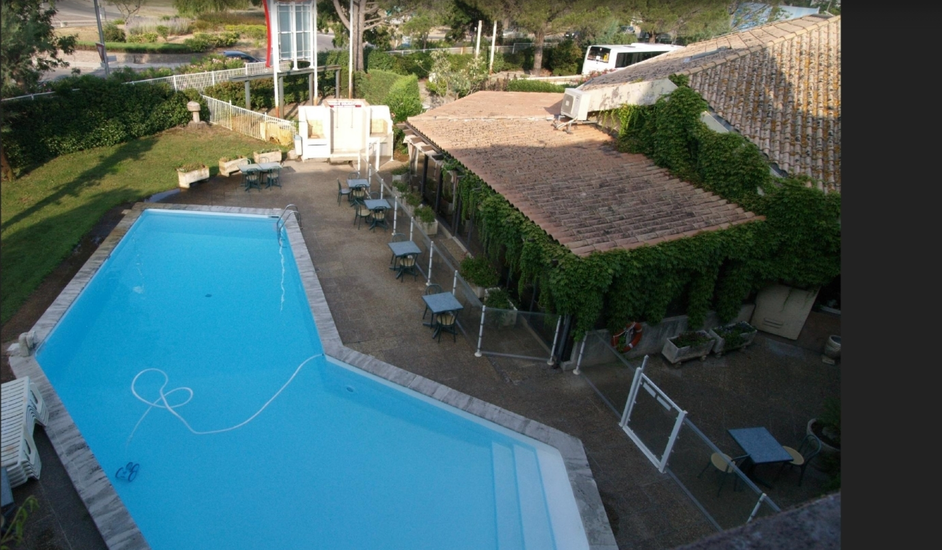 ibis Arles