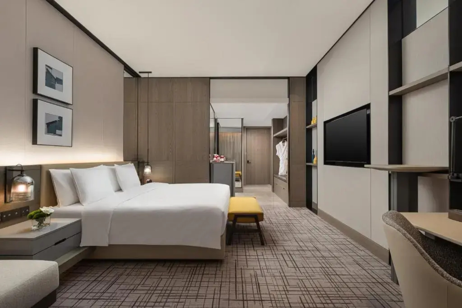 Отель Crowne Plaza Quzhou by IHG