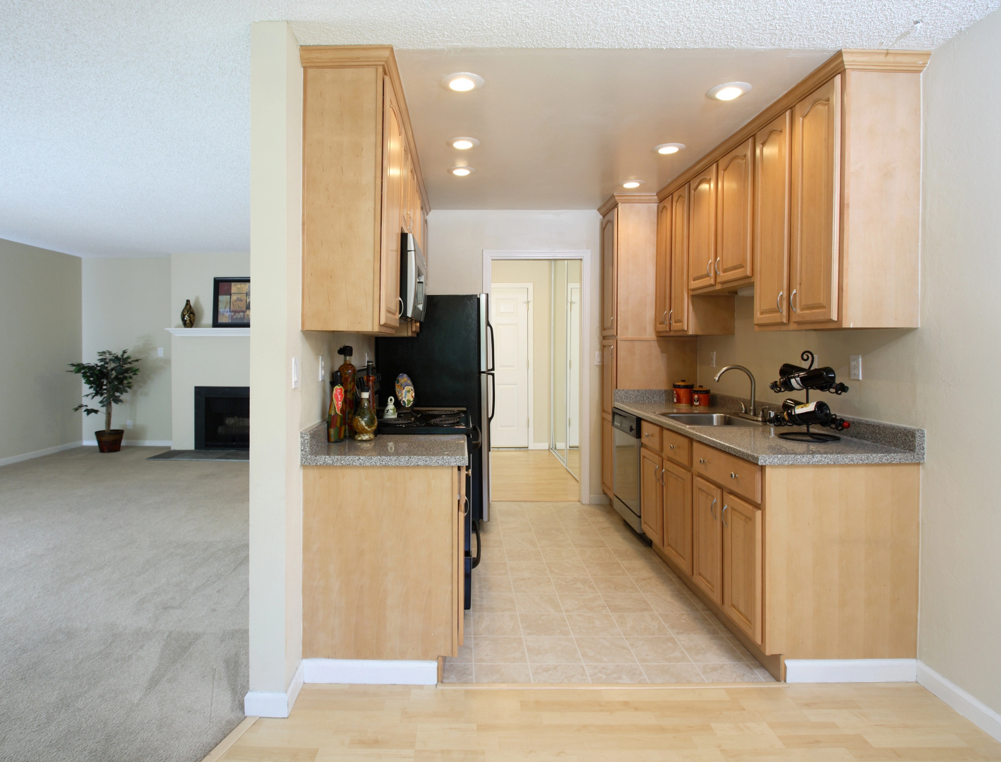 Laurel Grove Apartments