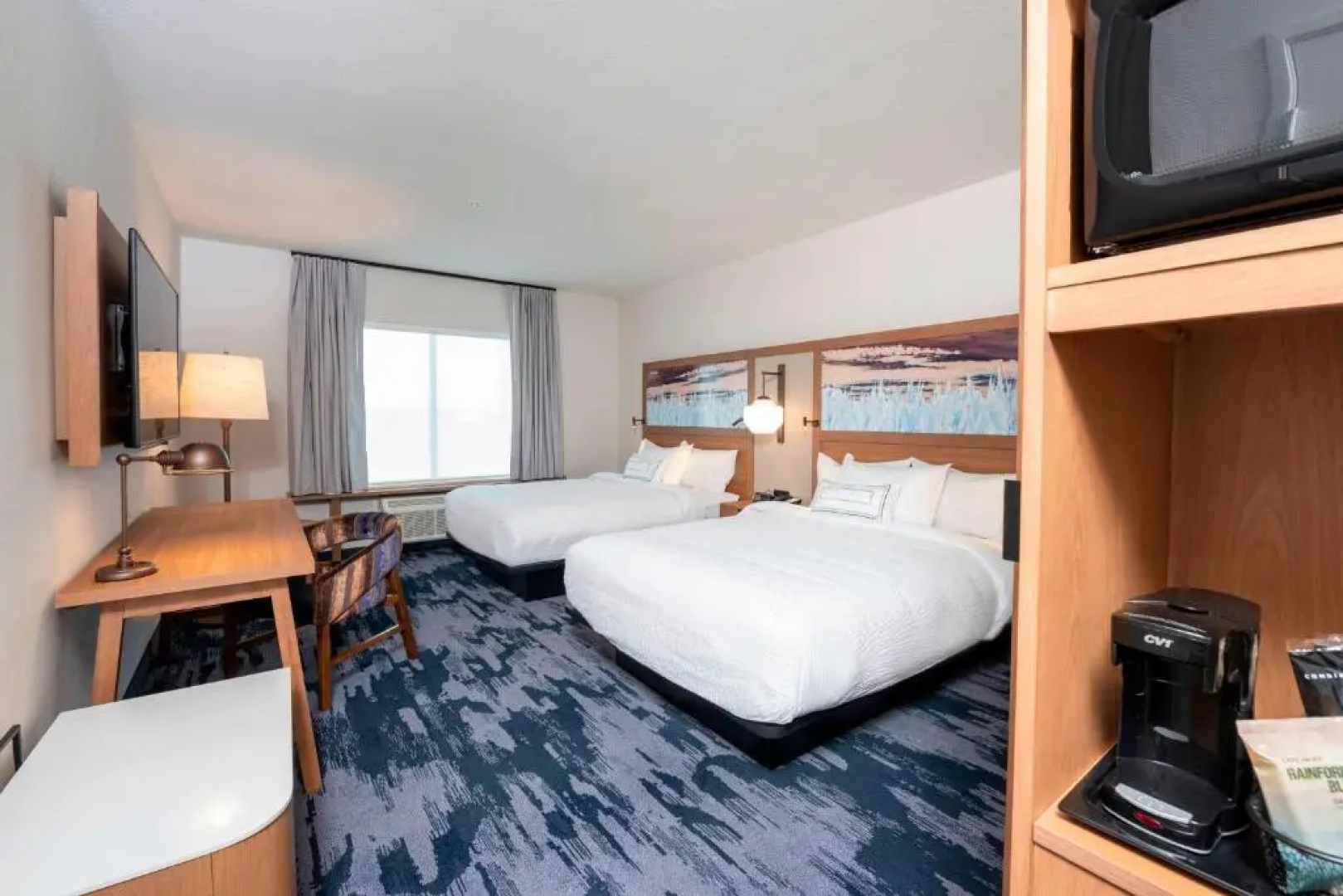 Fairfield Inn & Suites by Marriott Fair Oaks Farms