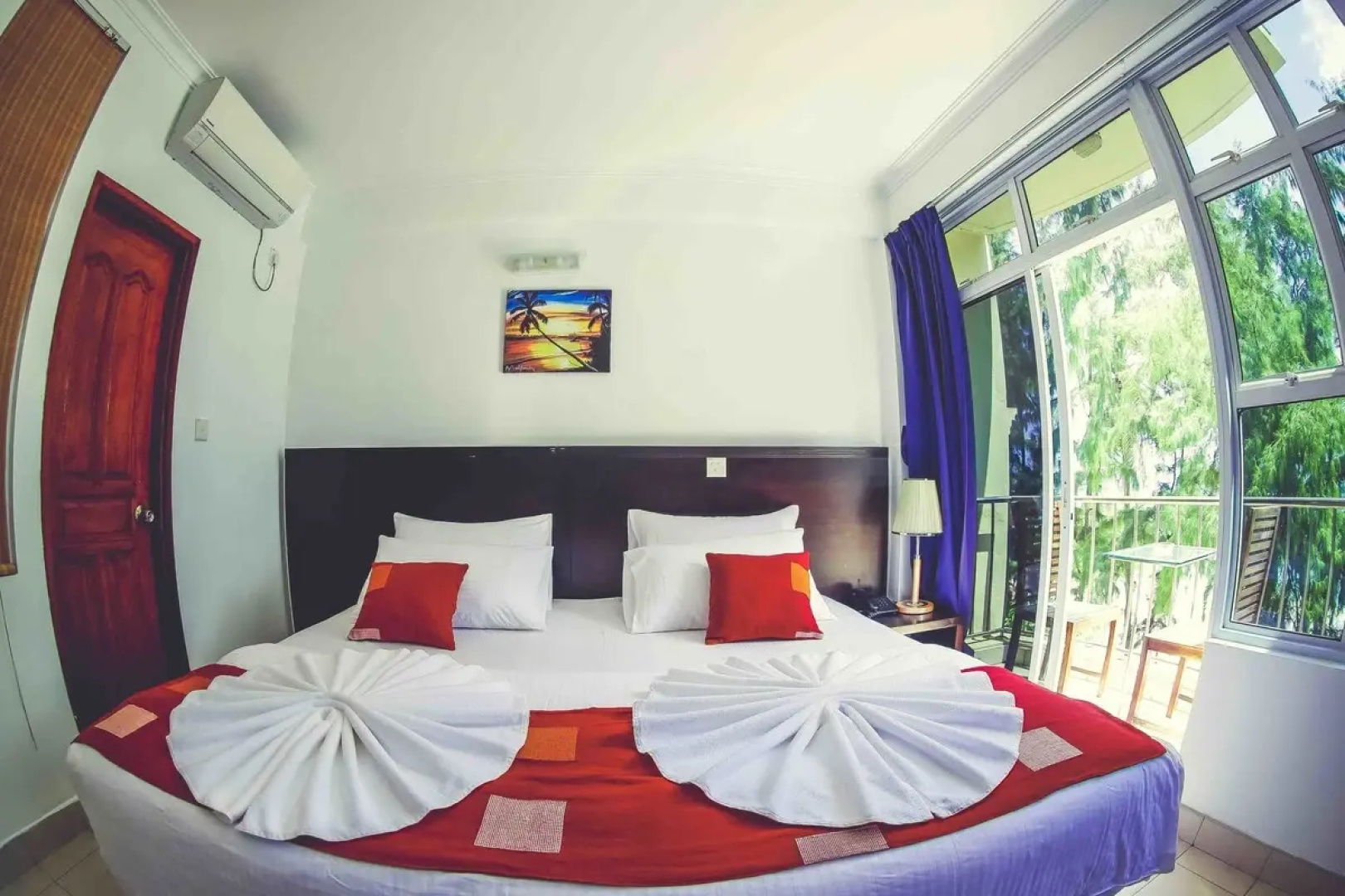 Sunny Suites Inn