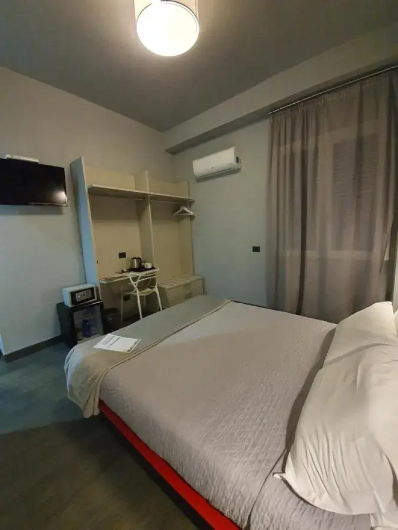 Alma Hotel