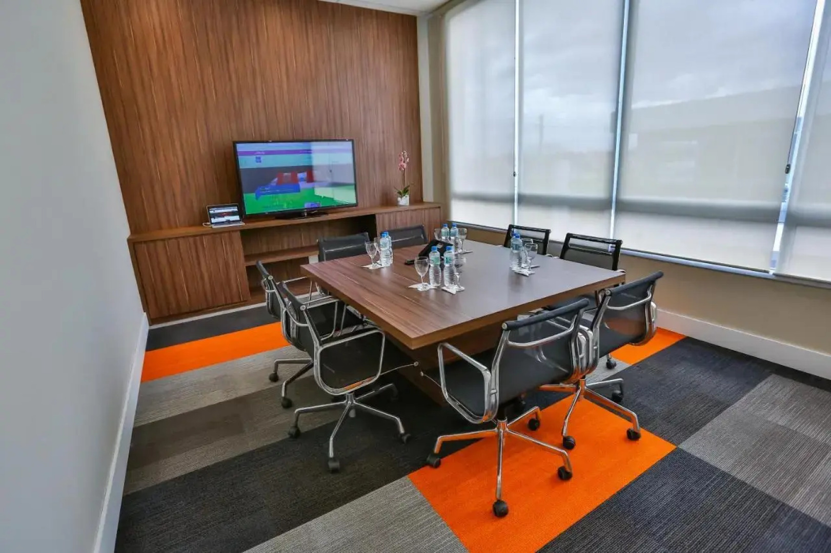 Summit Suítes Pindamonhangaba