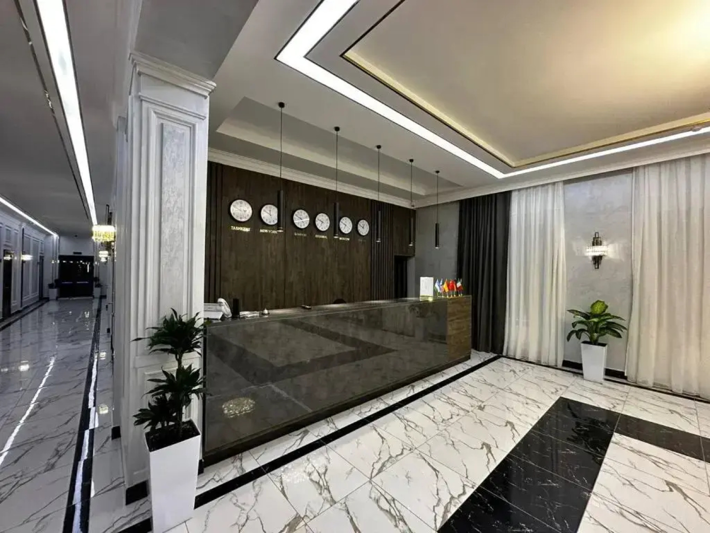 Royal Plaza