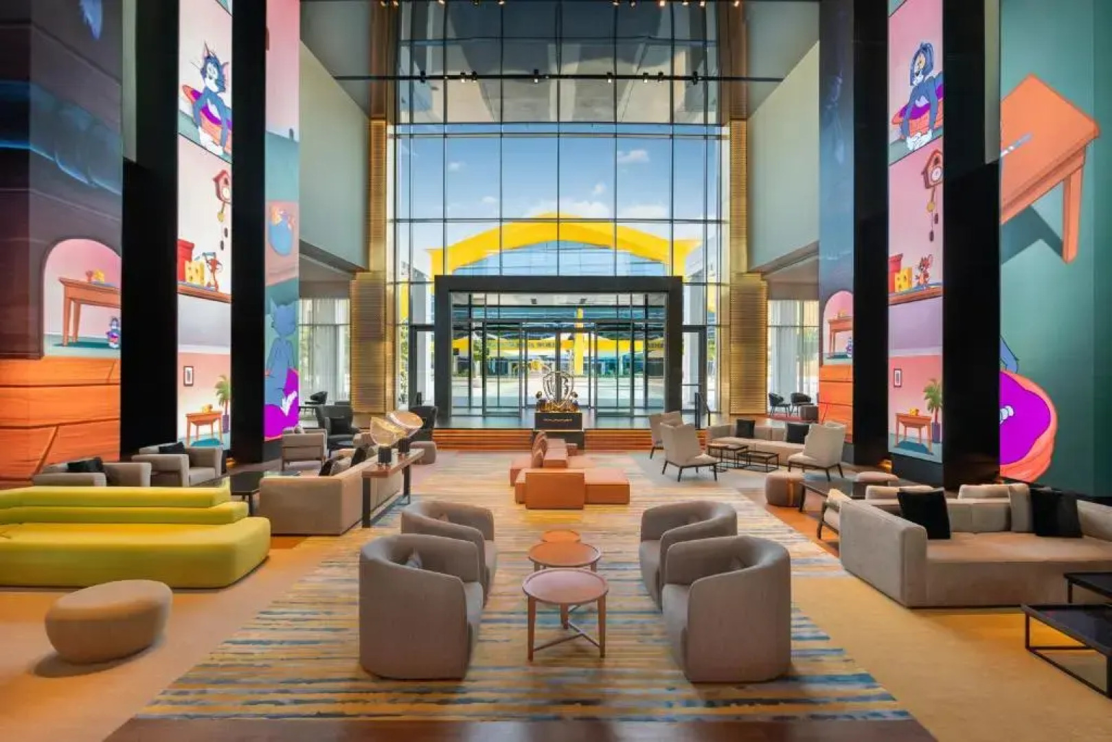 Отель The WB Abu Dhabi, Curio Collection by Hilton