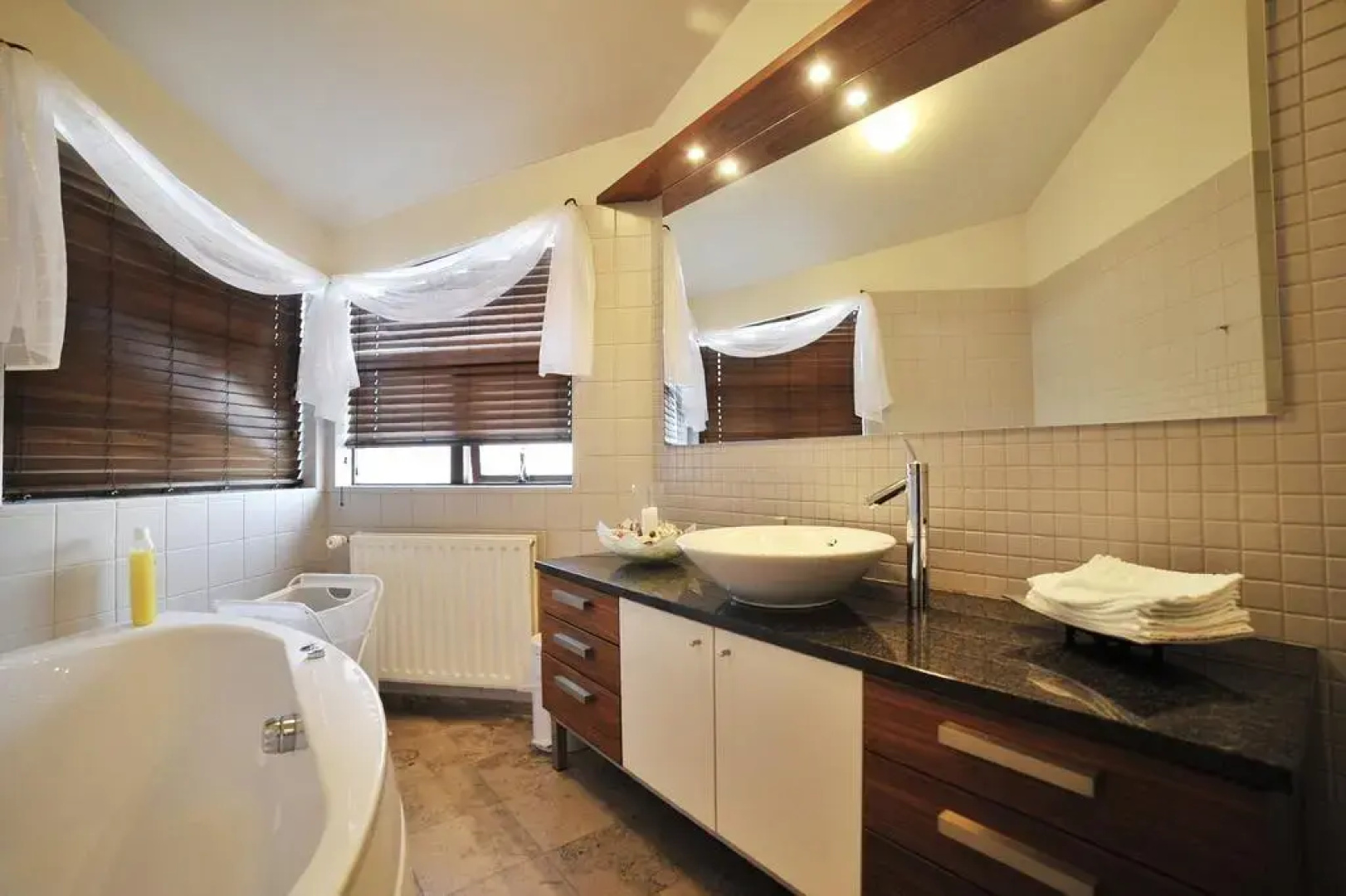 Home Guesthouse