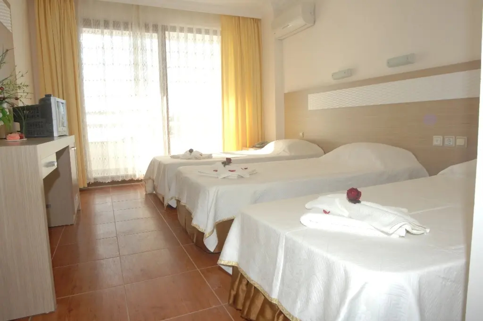 Royal Ideal Beach Hotel