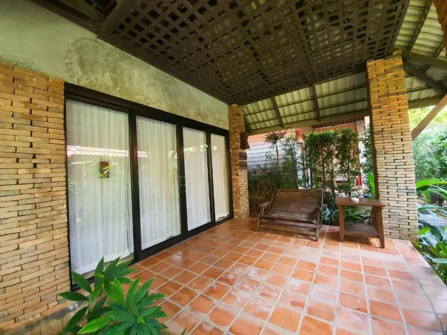 Отель Tropicana Lanta Resort