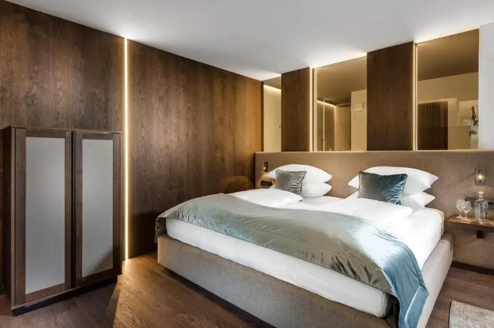 Hotel Paradies