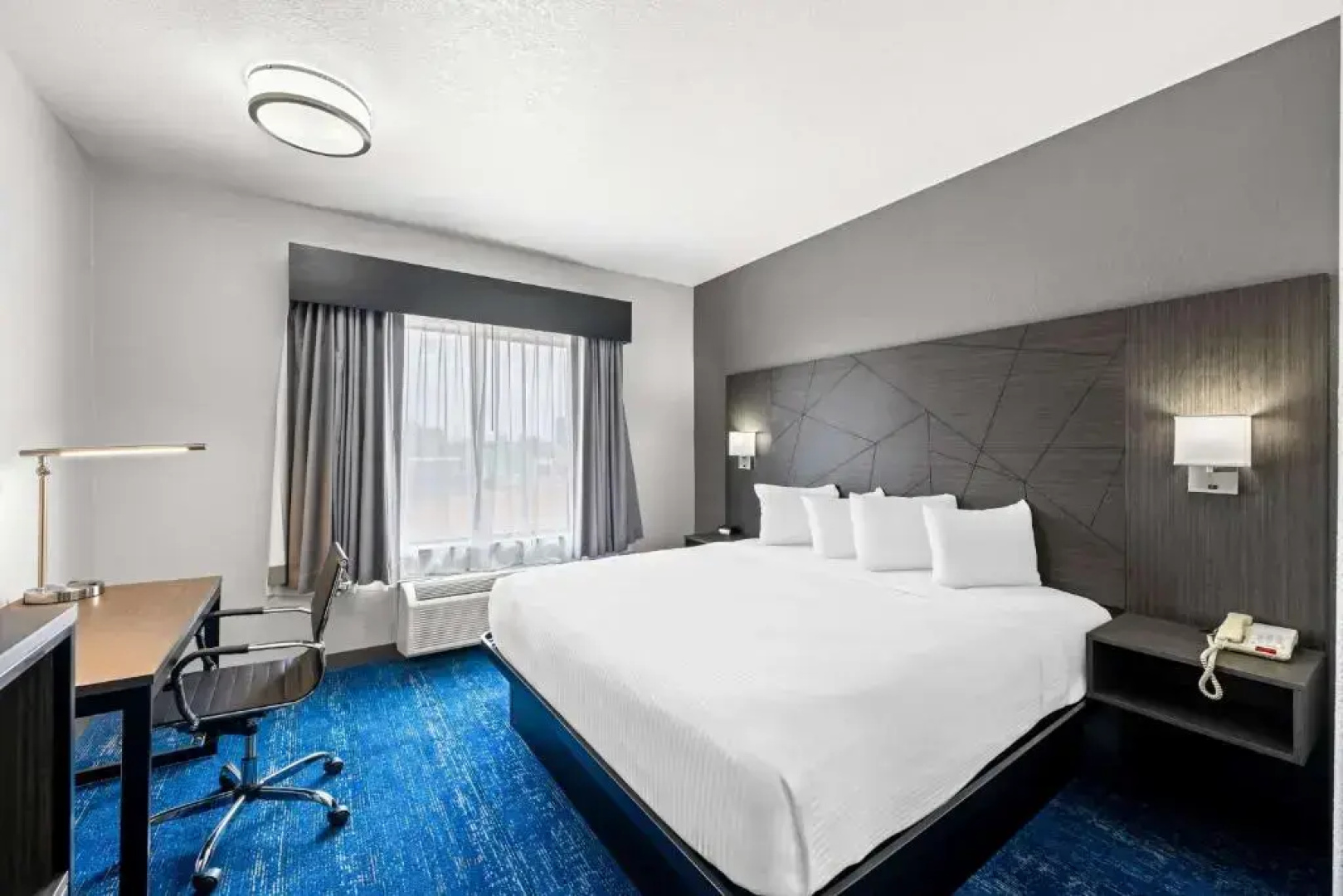 Best Western Palace Inn & Suites