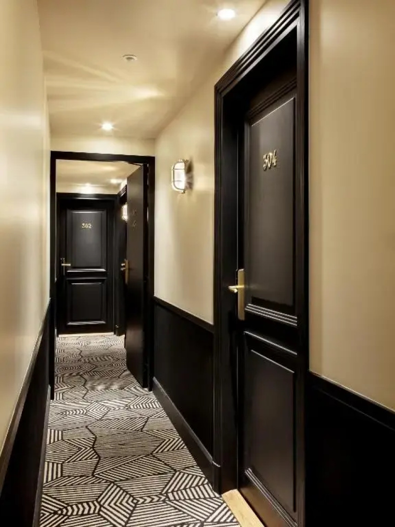 New Hotel le Voltaire