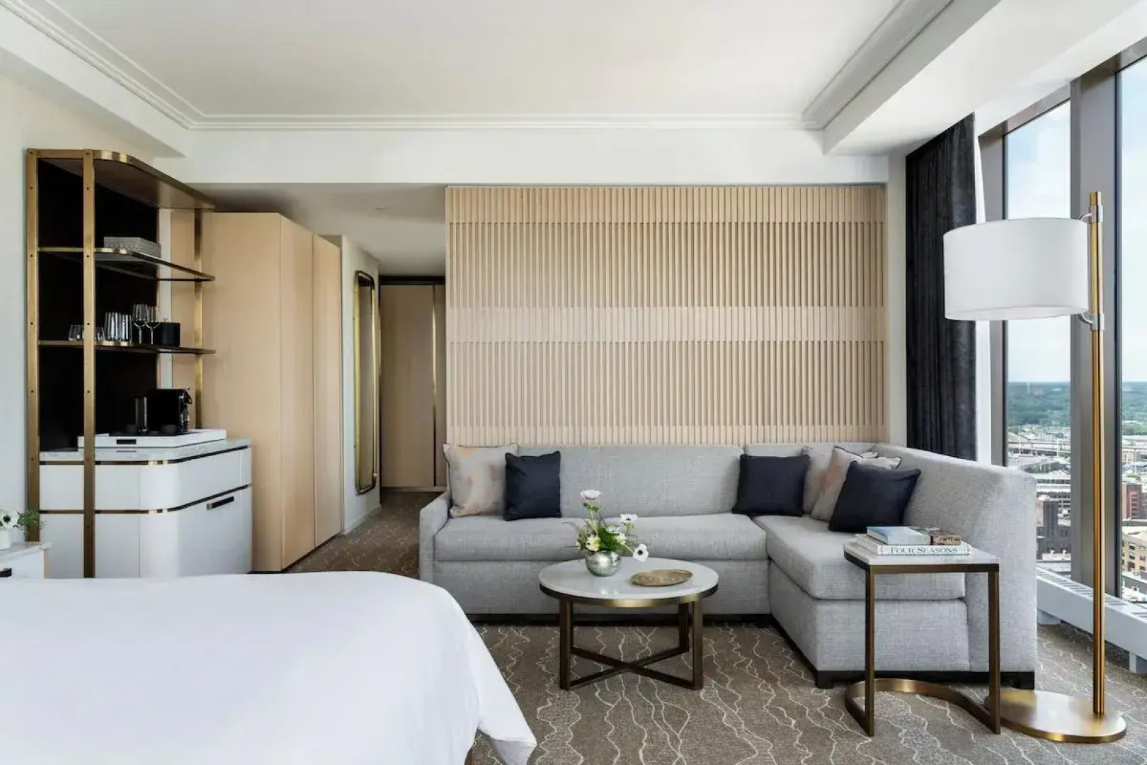 Отель Four Seasons Minneapolis