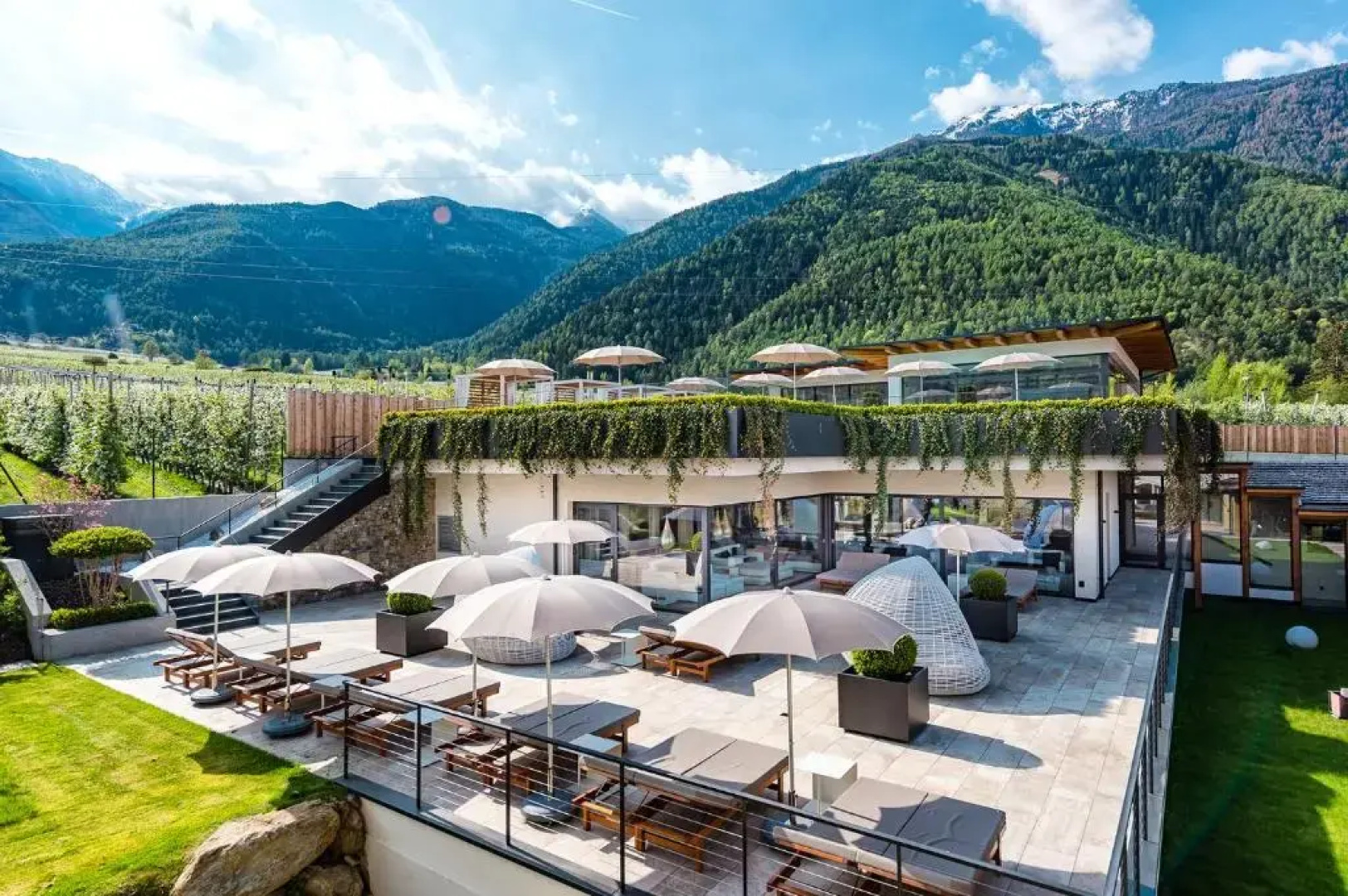 Hotel Paradies