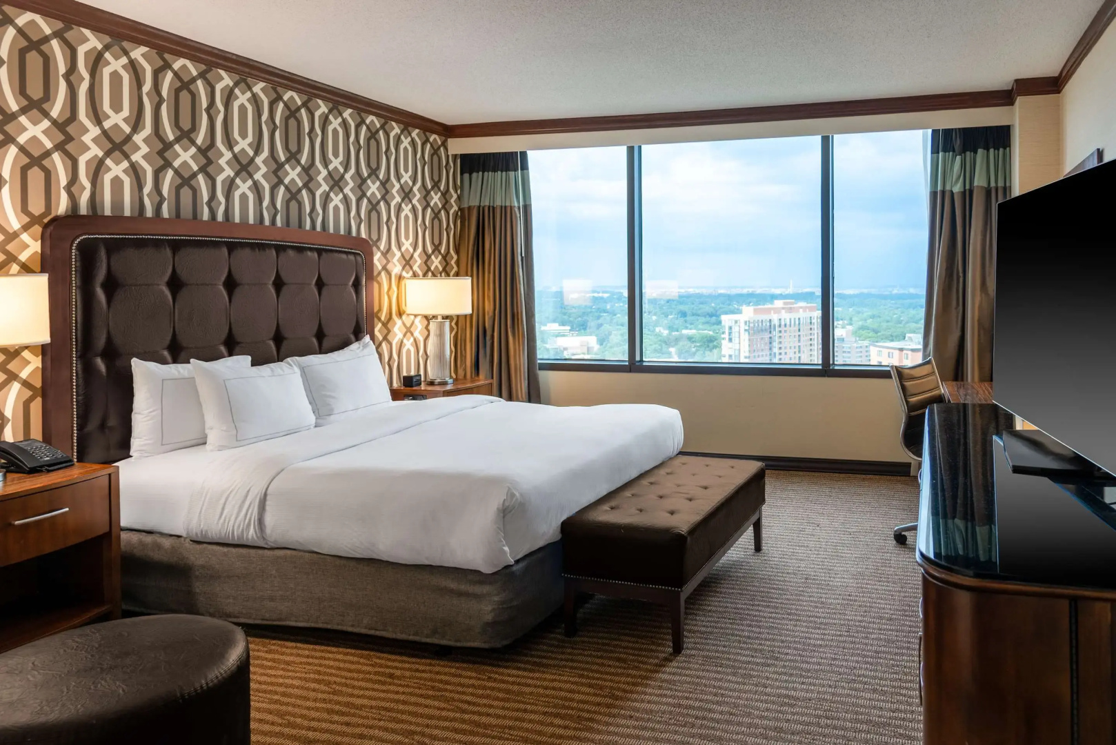 Hilton Alexandria Mark Center