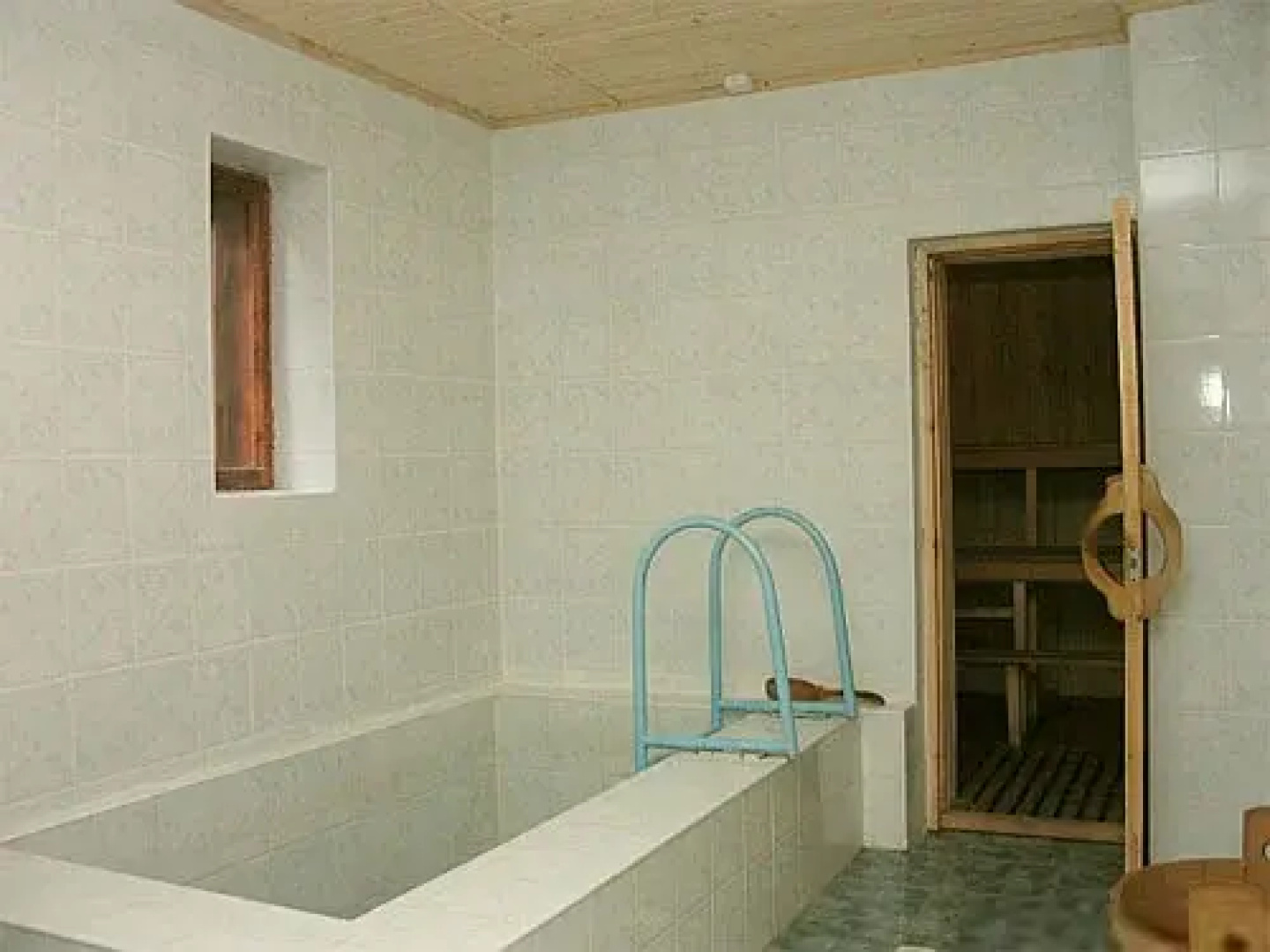 Smerekovyi Dvir