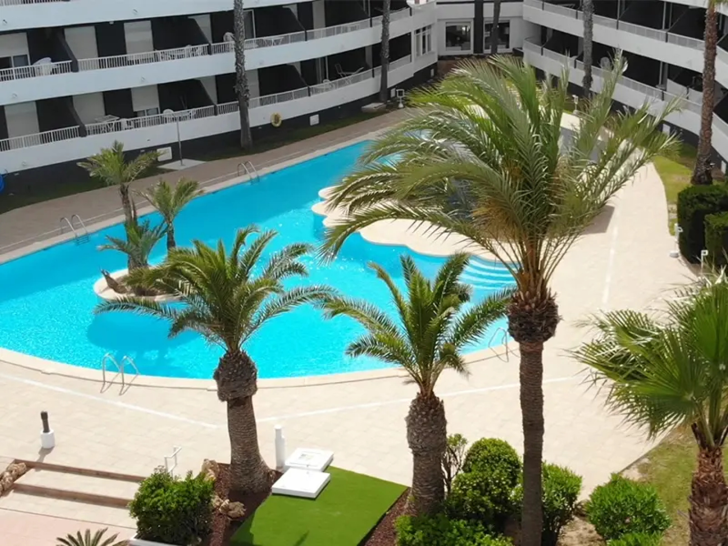 Apartamentos Palmera Beach