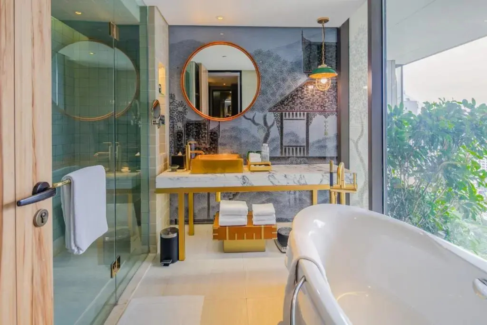 Hotel Indigo Bangkok Wireless Road by IHG