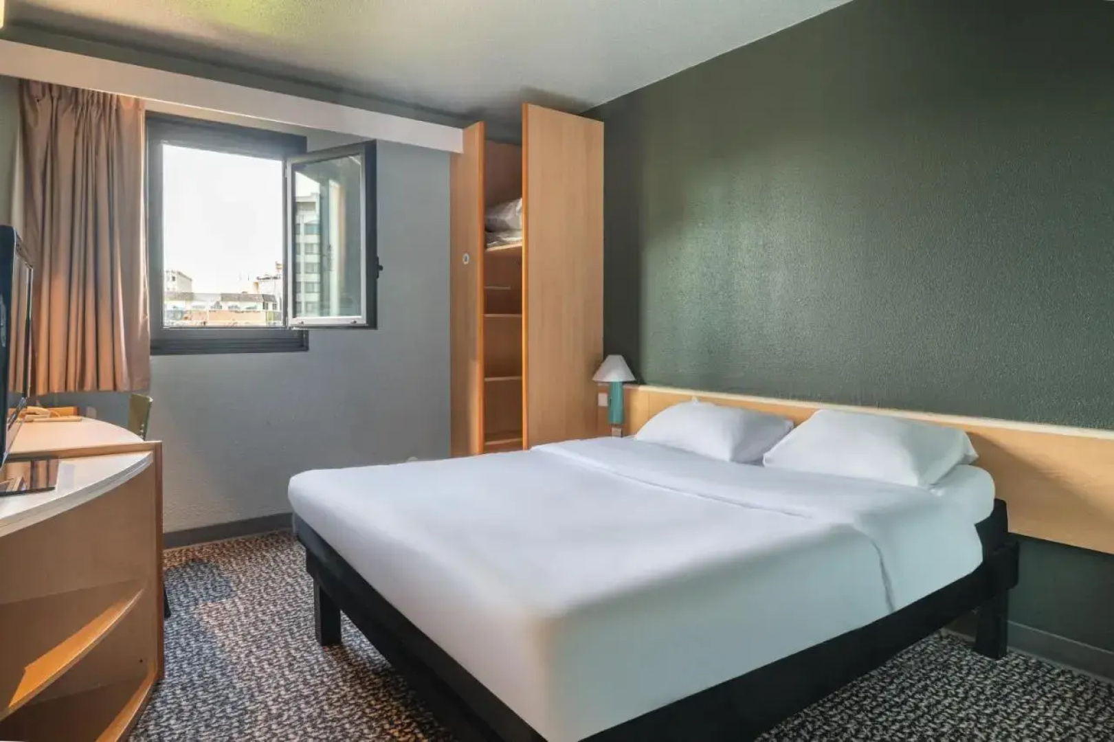 B&B HOTEL Rouen Centre Rive Gauche