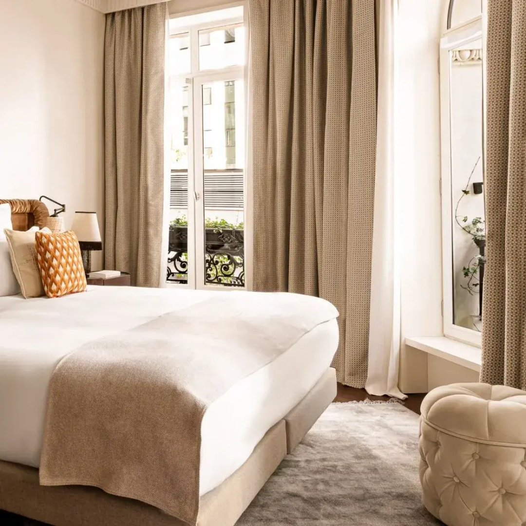 Chateau des Fleurs Paris Champs Elysees