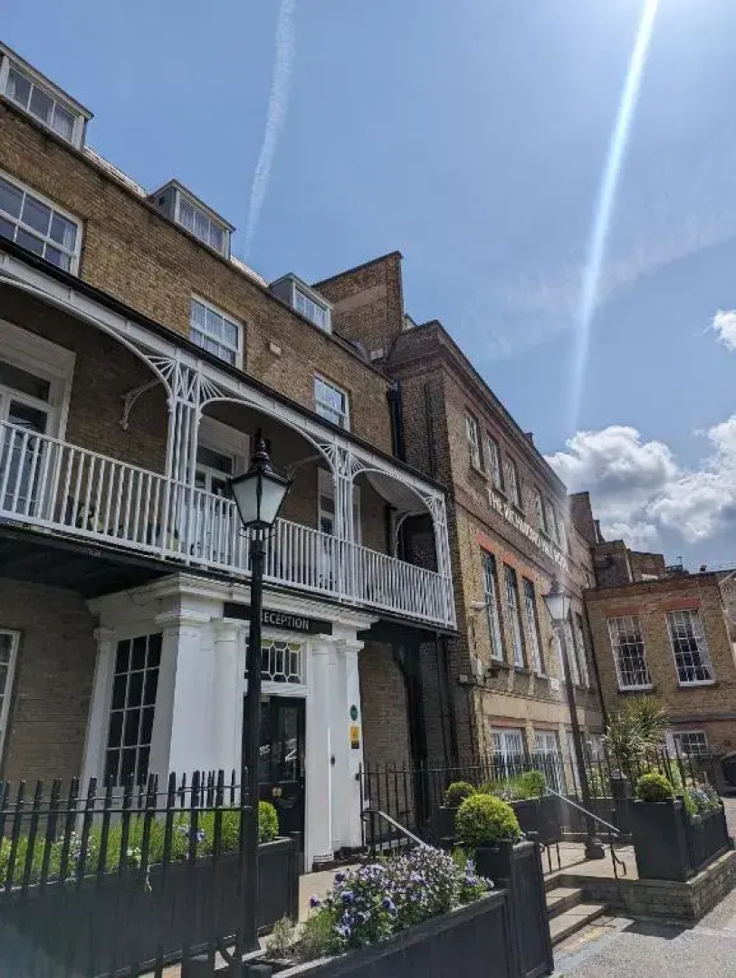 Richmond Hill Hotel