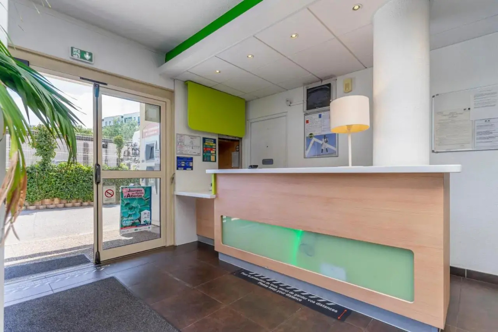 B&B HOTEL Aix-en-Provence Meyreuil Sainte-Victoire