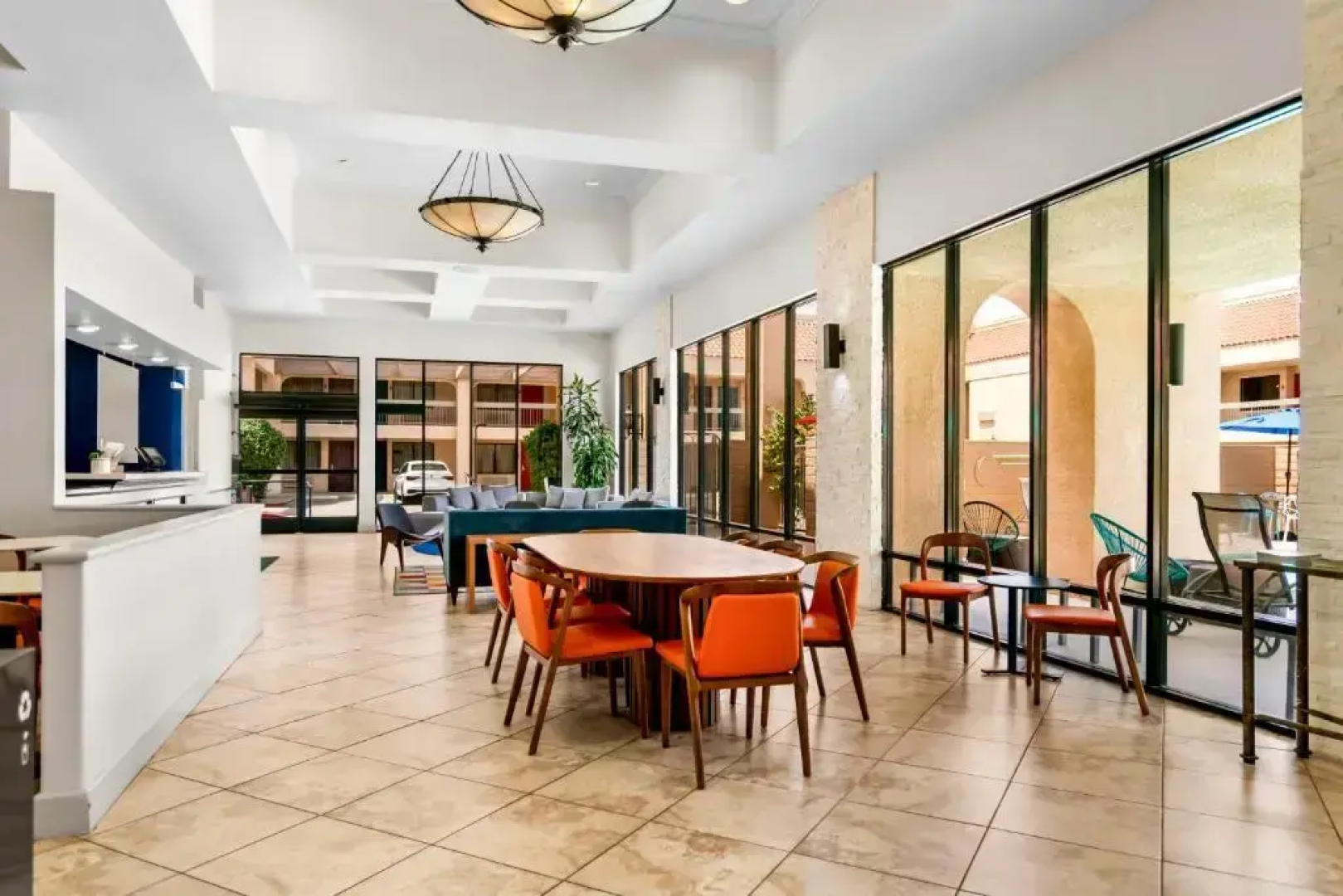 Отель Signature Inn