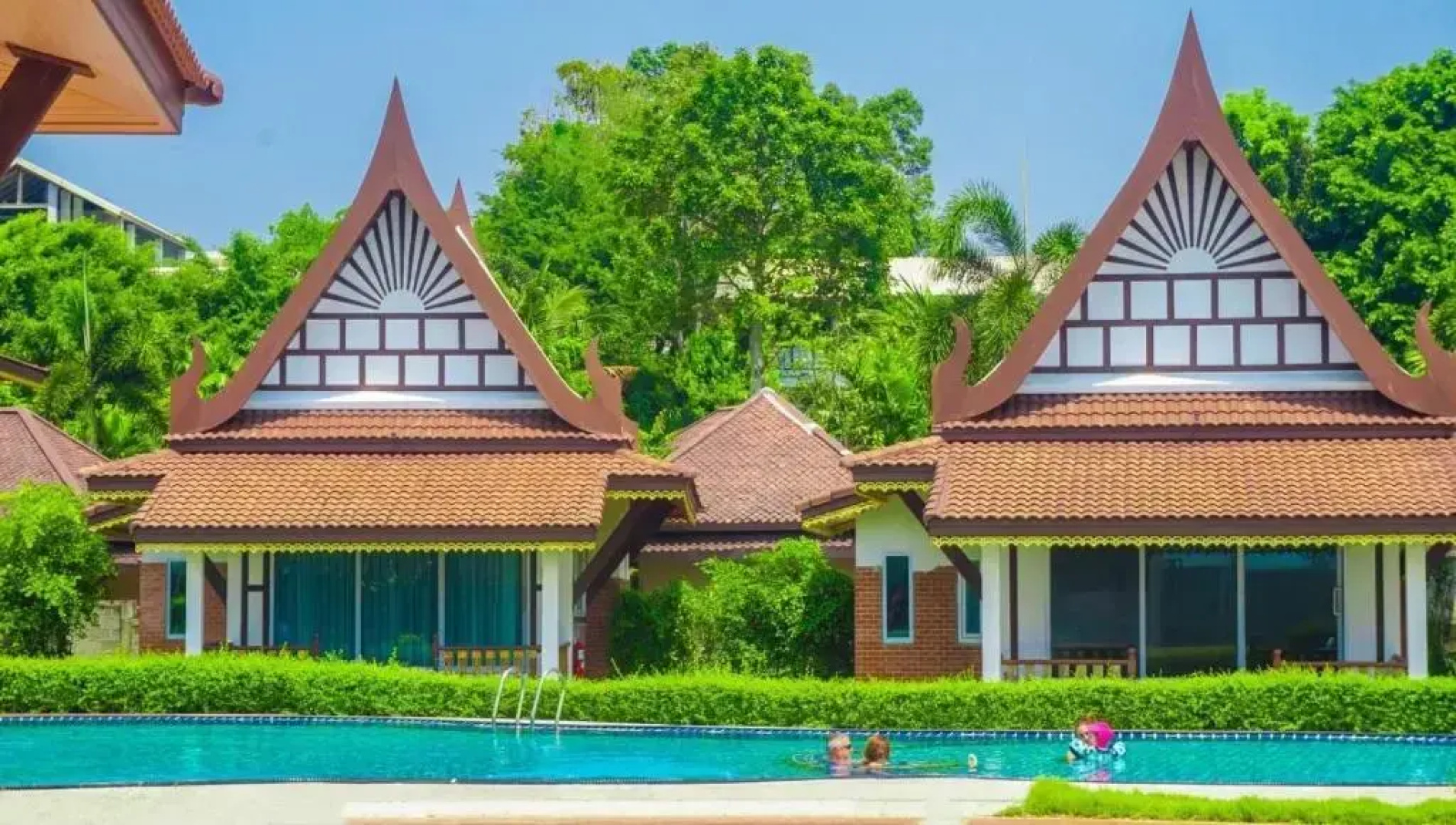 Отель Aura Samui Best Beach Hotel