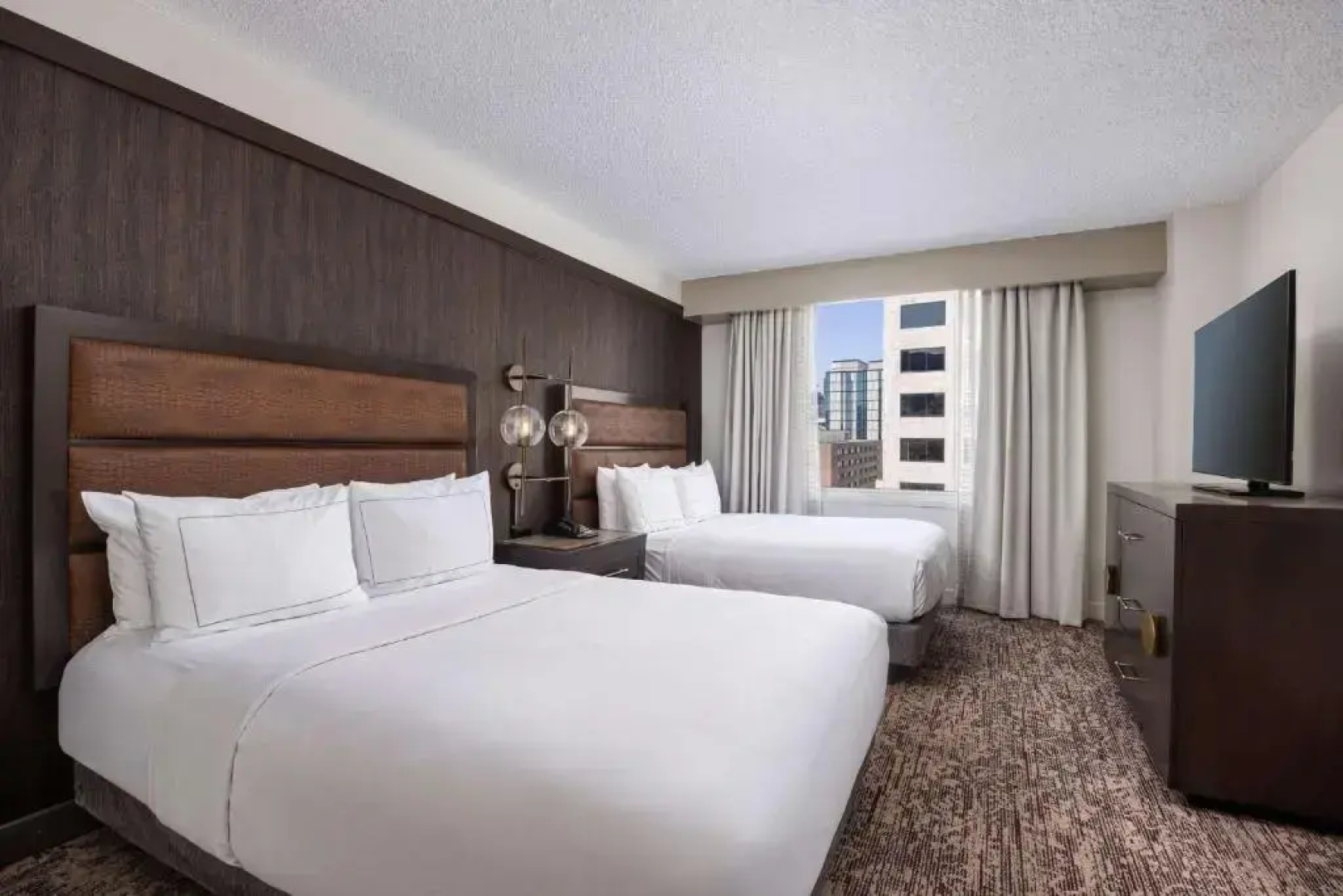 DoubleTree Suites by Hilton Austin Downtown Capitol