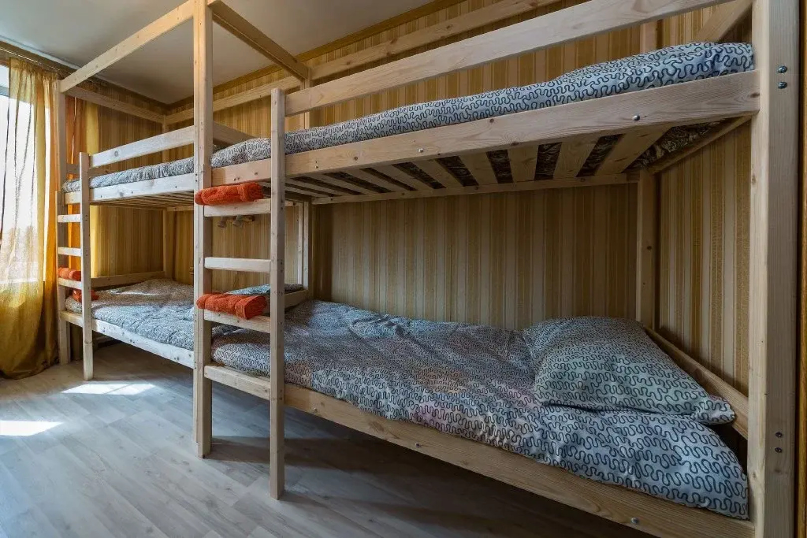 Crazy Monkey Hostel next to the Moscow Zoo