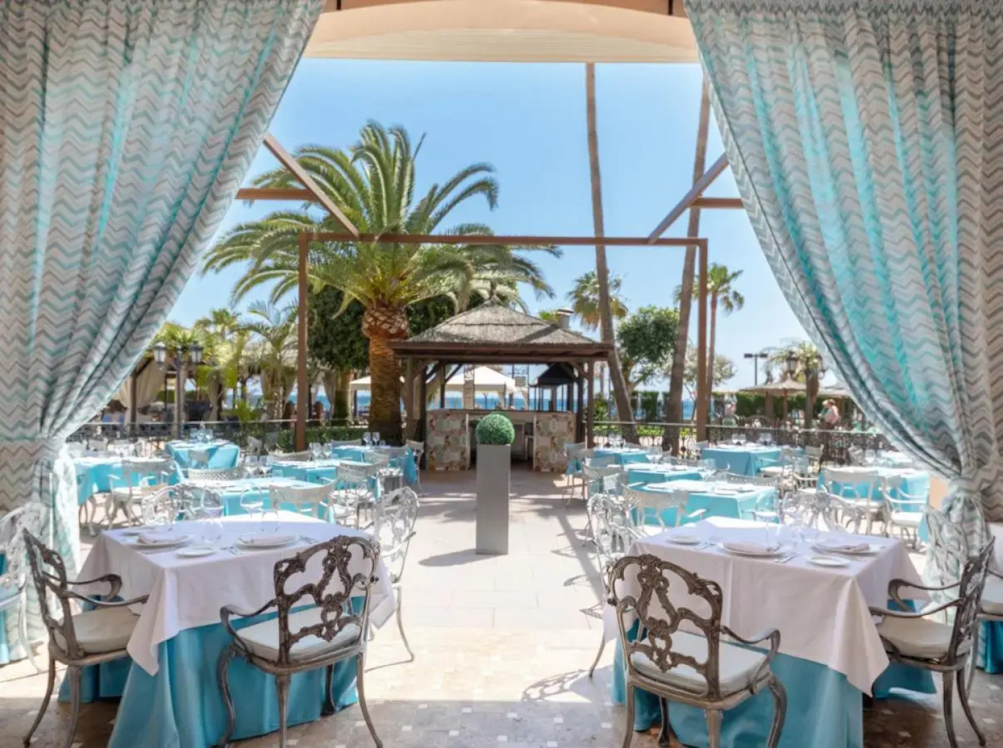 Отель IPV Palace & Spa