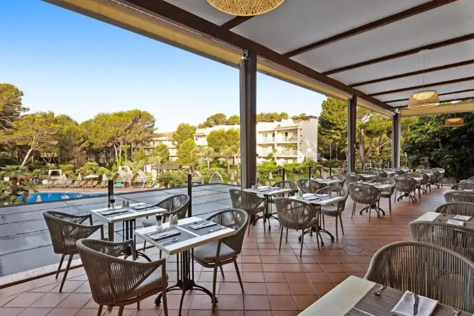 Viva Suites & Spa 16+