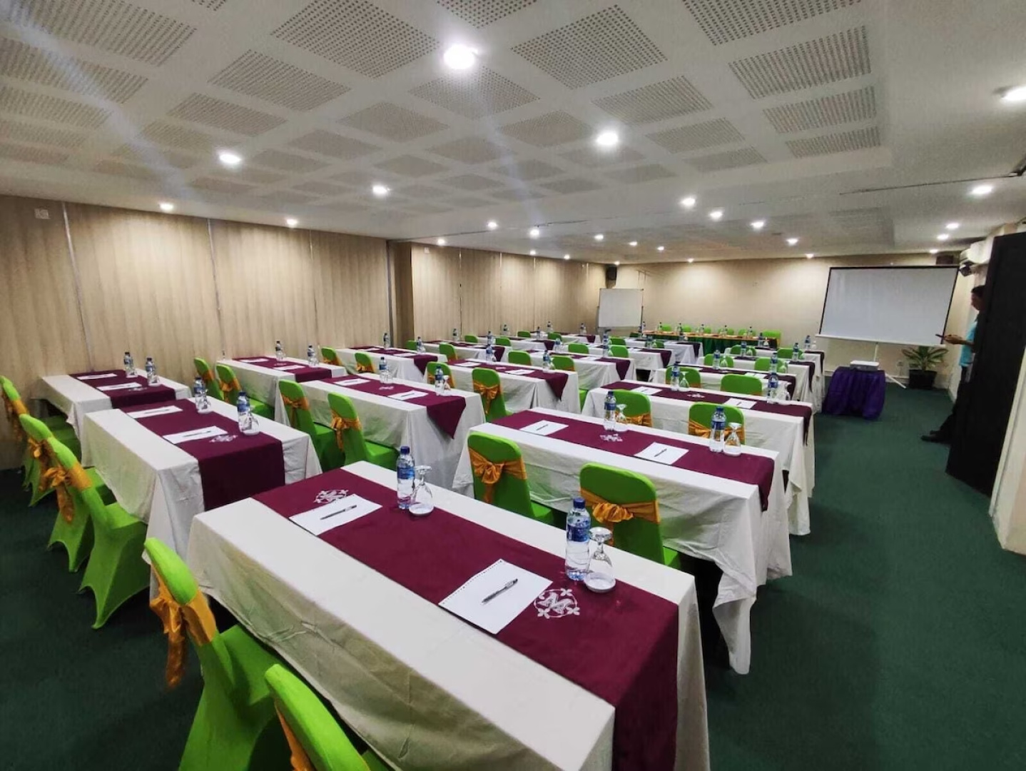 Отель Melasti Kuta Beach Hotel and Spa