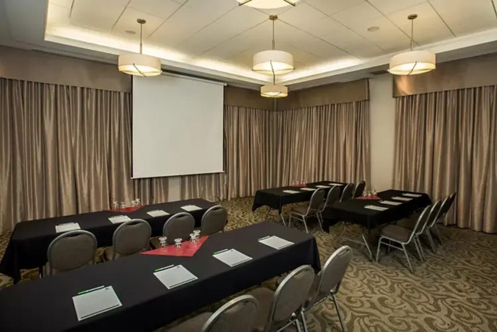 Holiday Inn Lethbridge by IHG