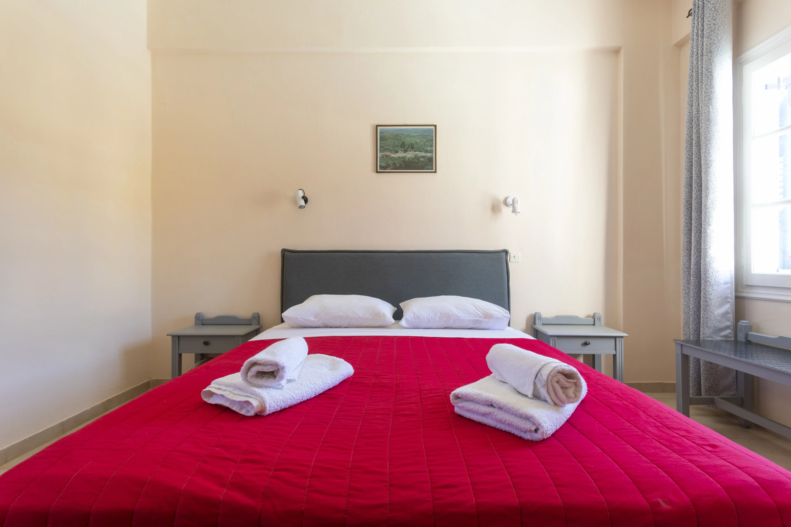Vanas Apartments