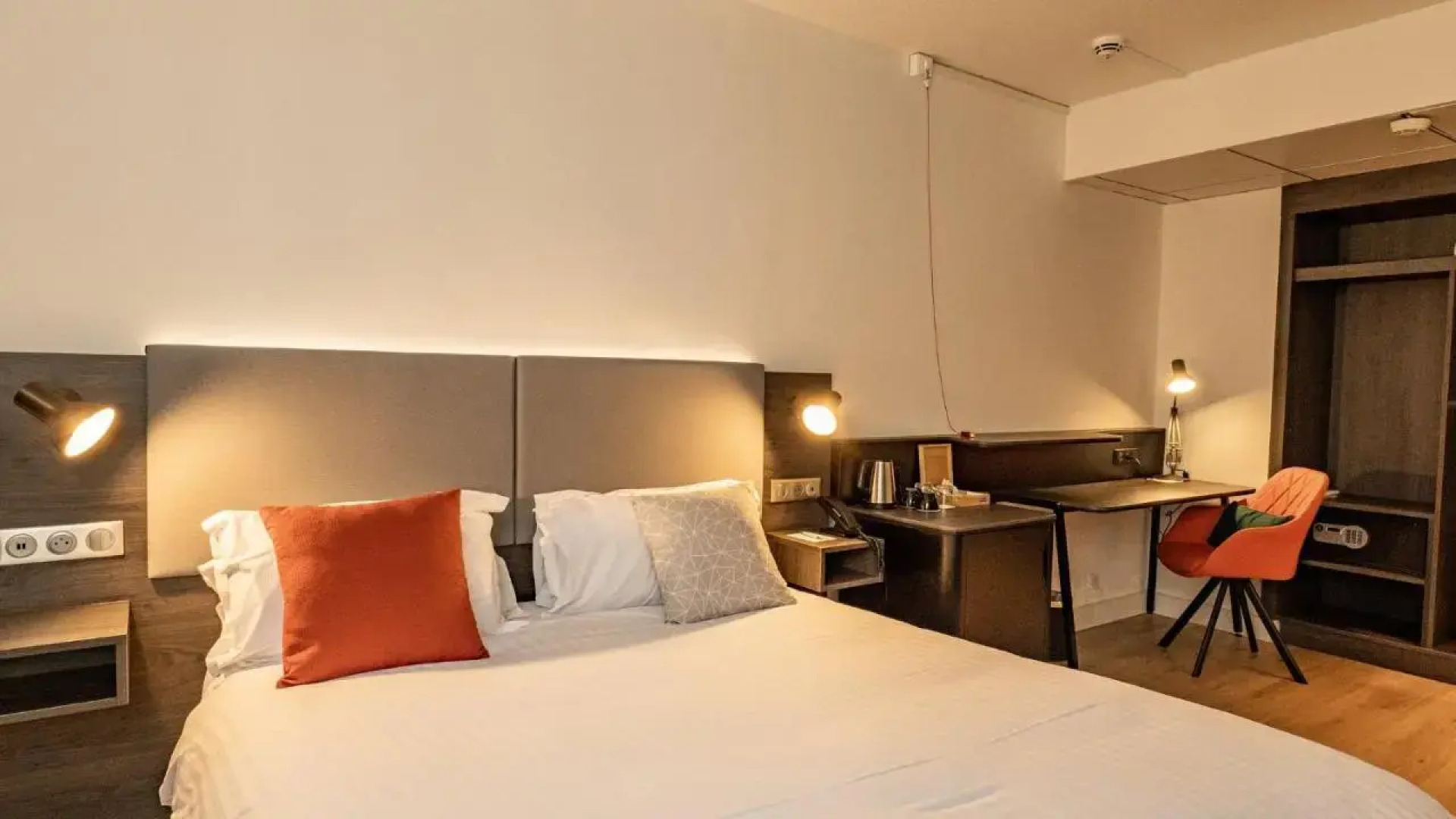 Holiday Inn Toulon City Centre by IHG