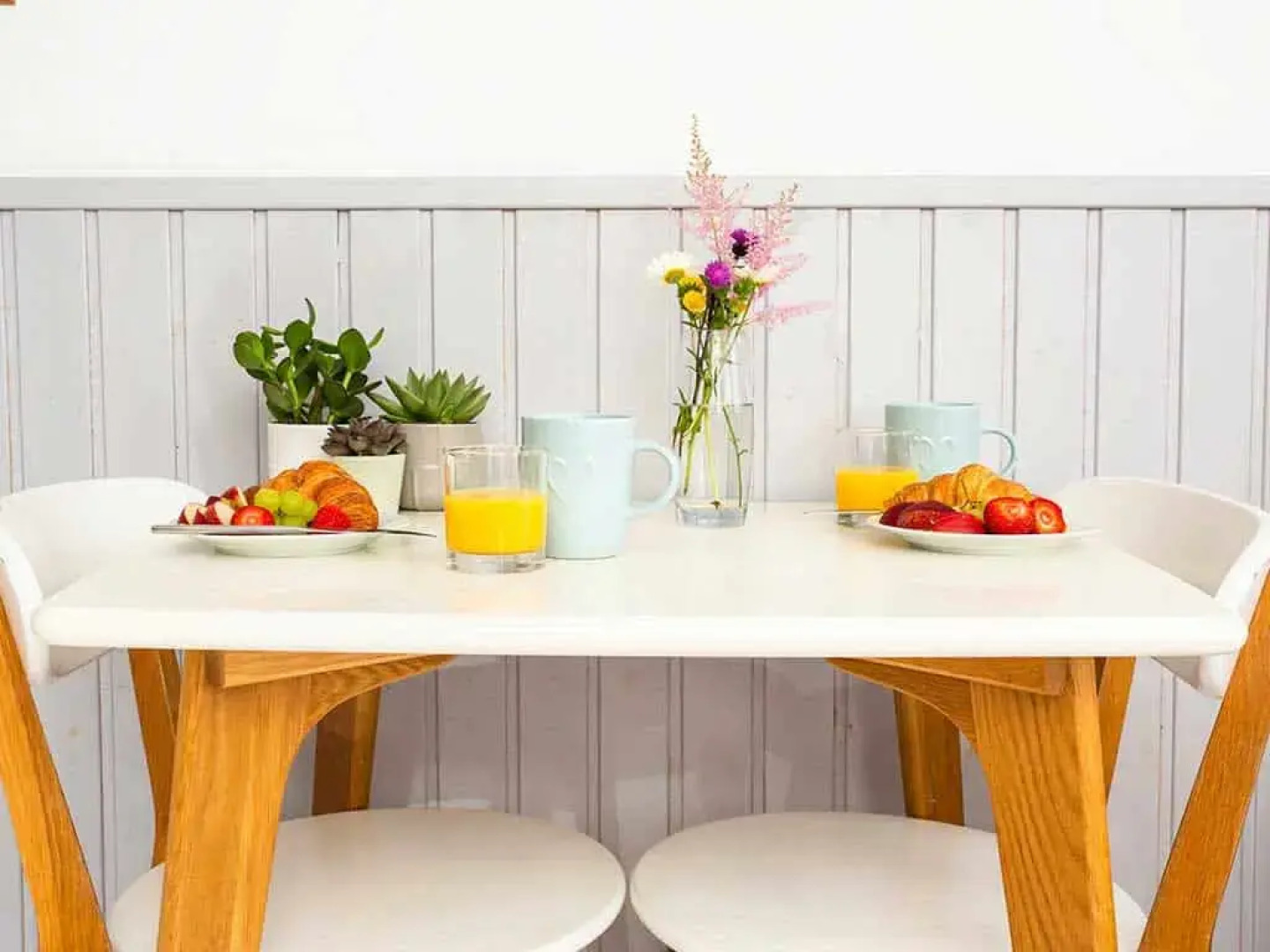 Waterside Cottage  Cabin