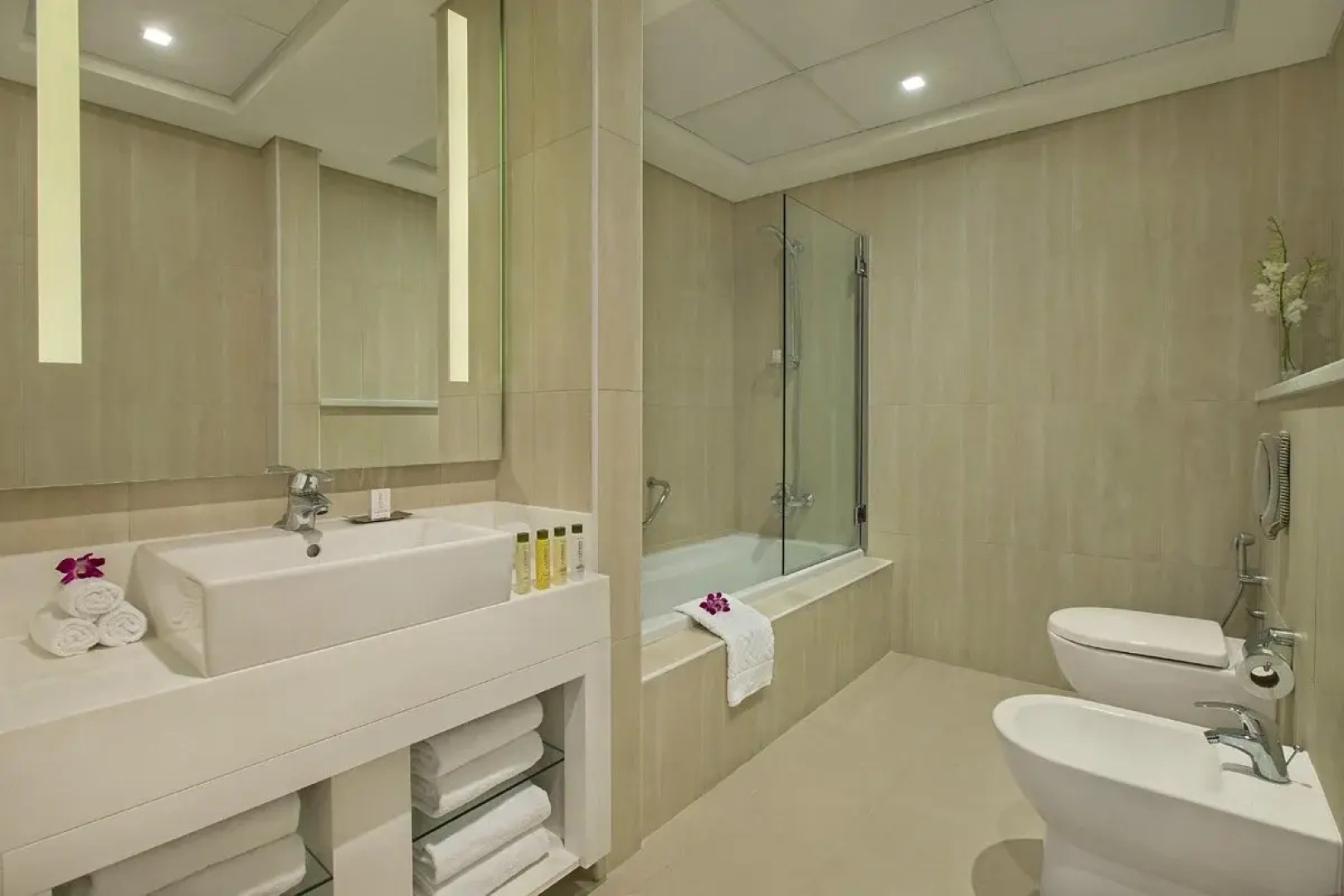 DoubleTree by Hilton Dubai - Jumeirah Beach