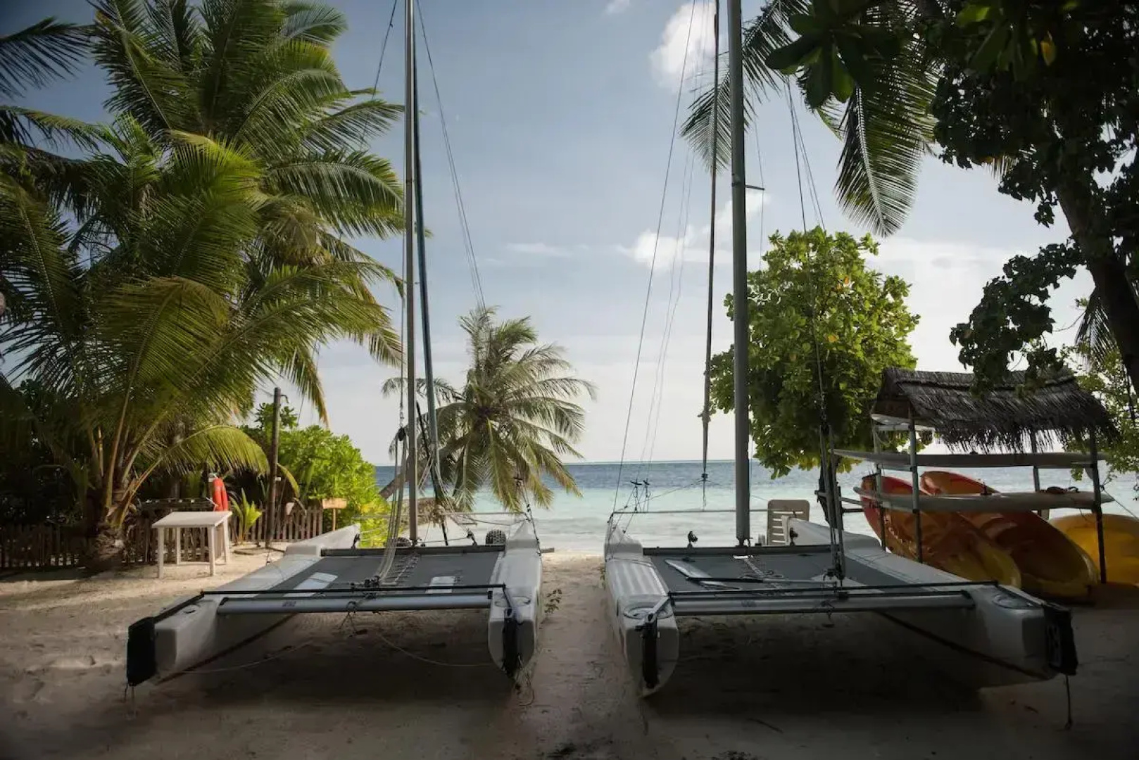 Курорт Biyadhoo Island