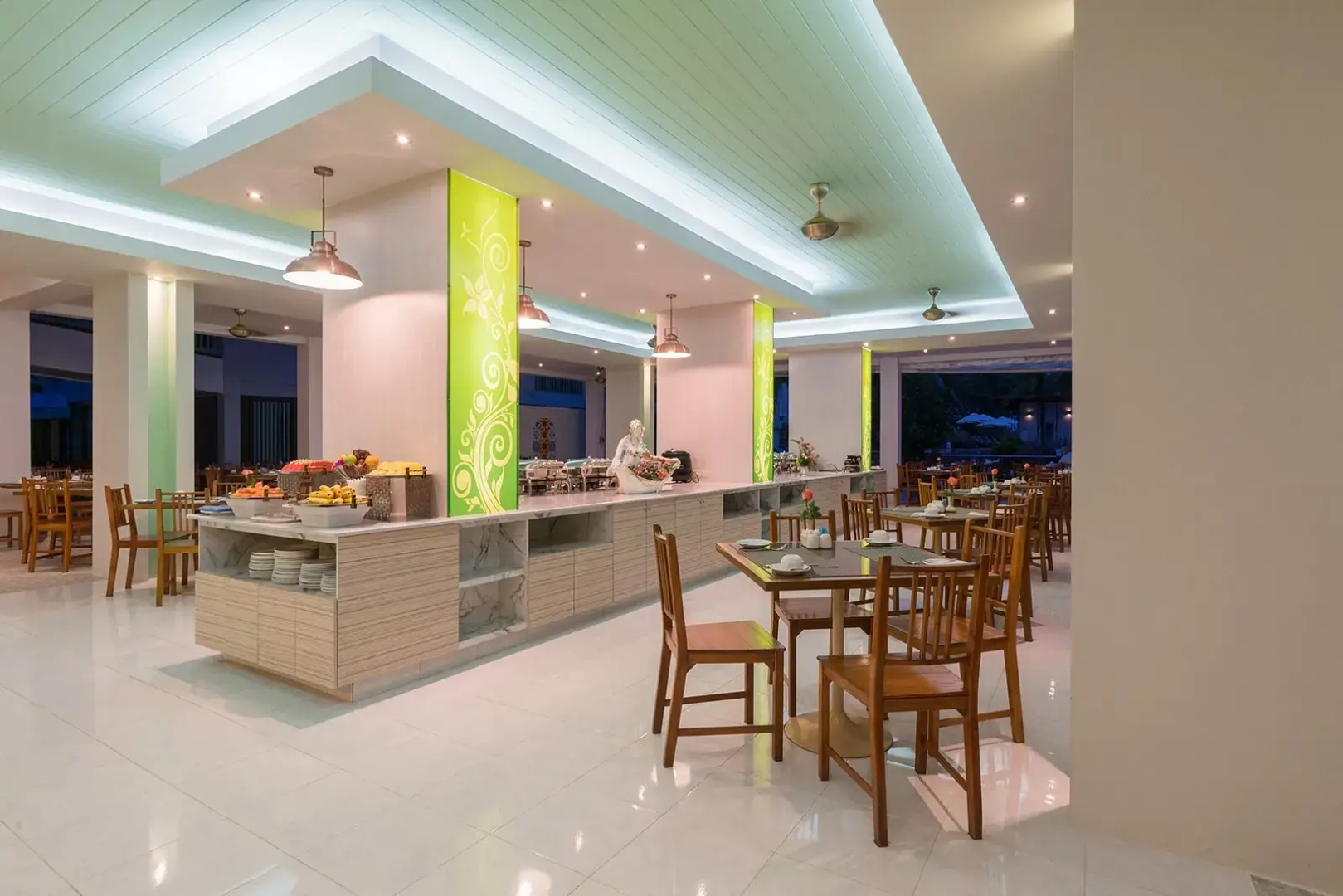 The Briza Beach Resort Khaolak