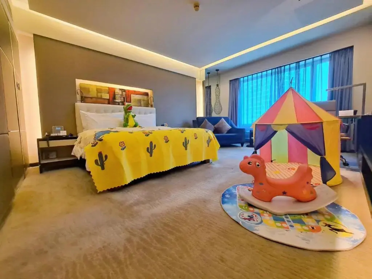 Furama Hotel Dalian