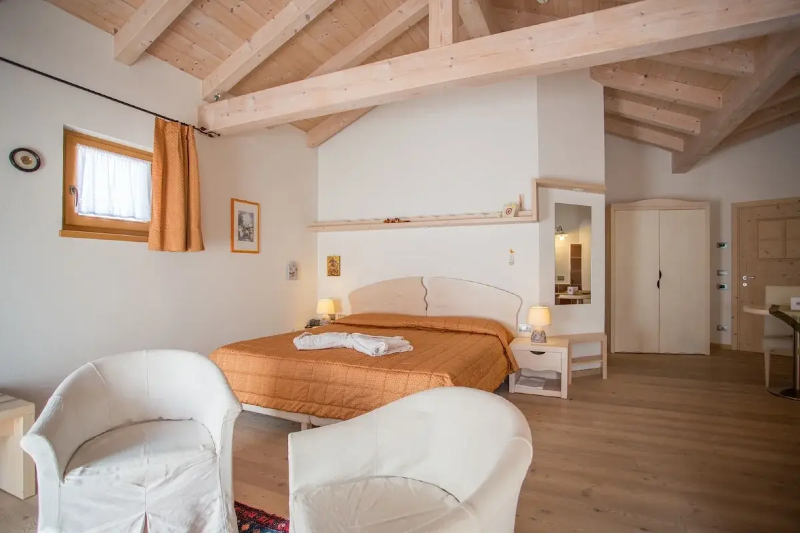 Castelir Suite Hotel