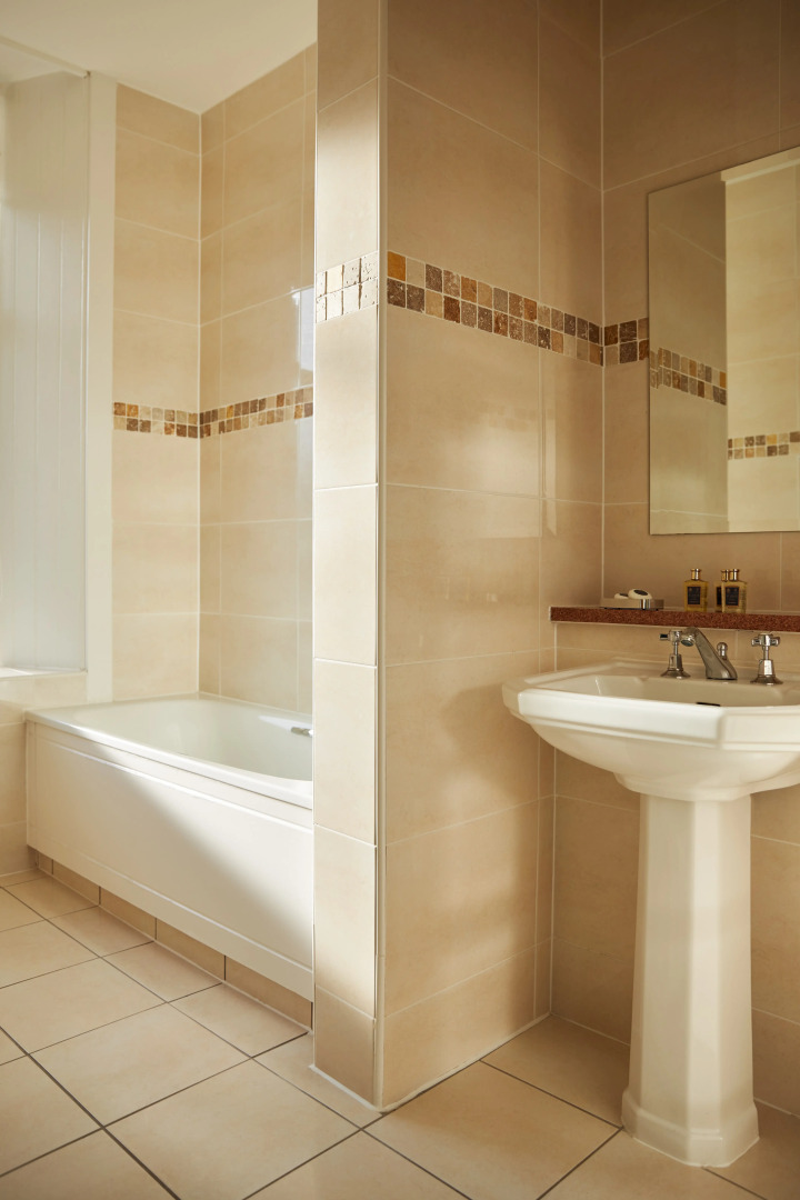 Отель Marine North Berwick