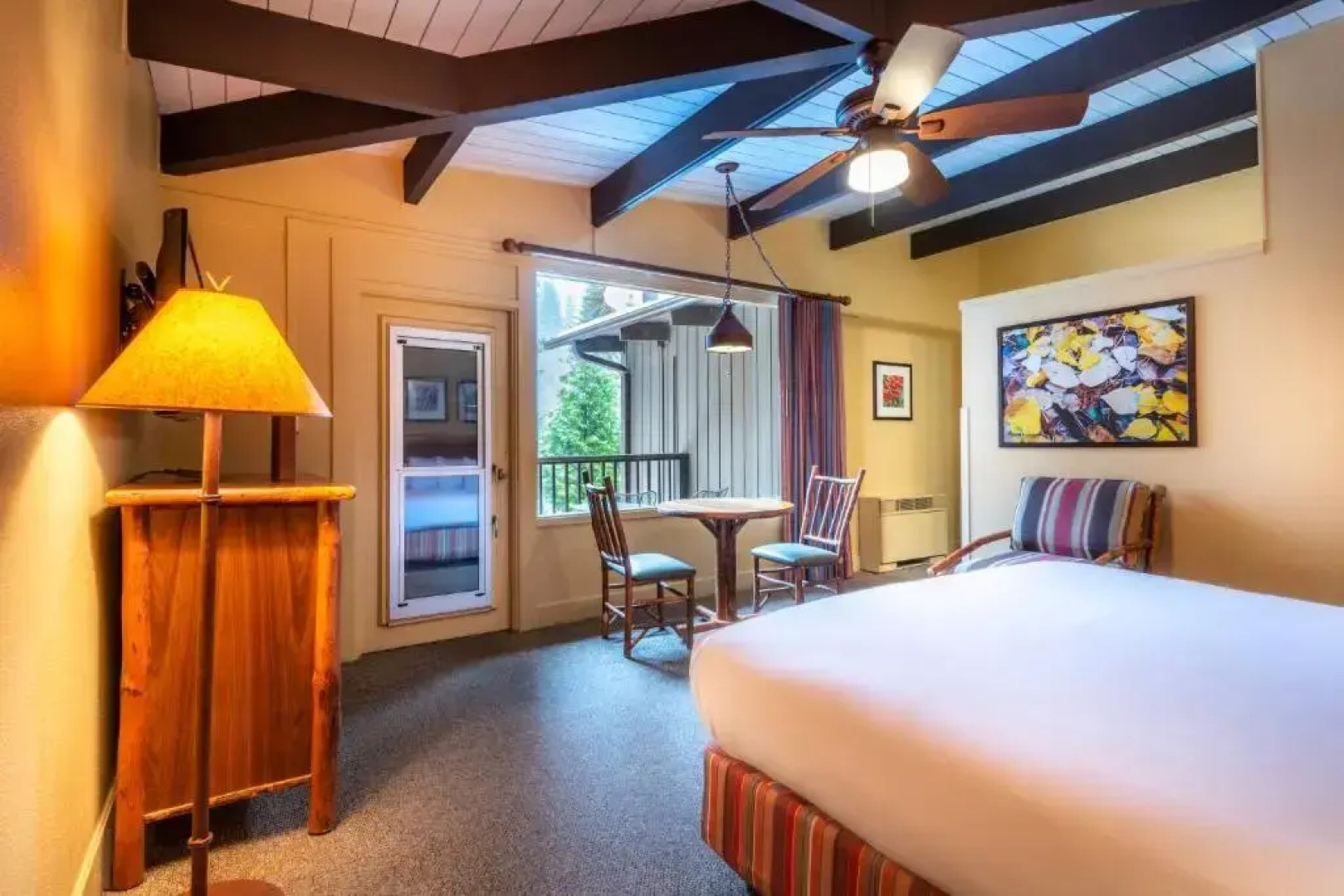 Отель Yosemite Valley Lodge