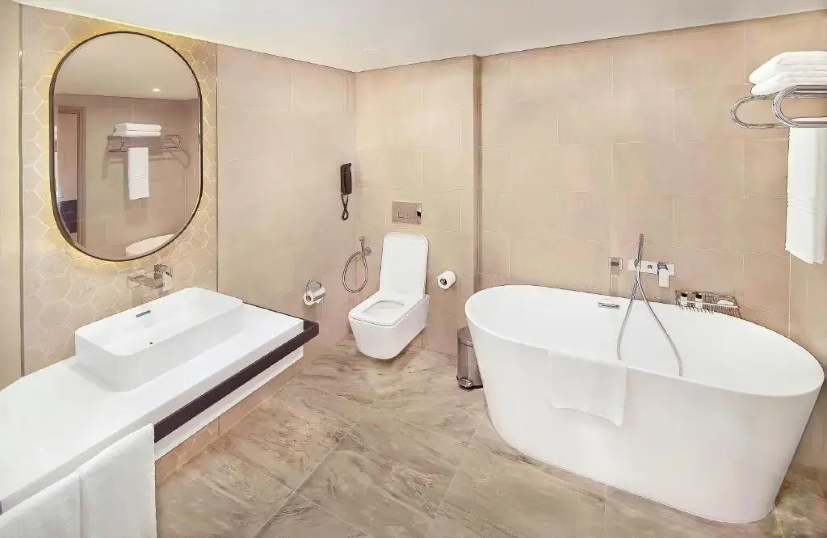 Курортный отель Sheraton Abu Dhabi