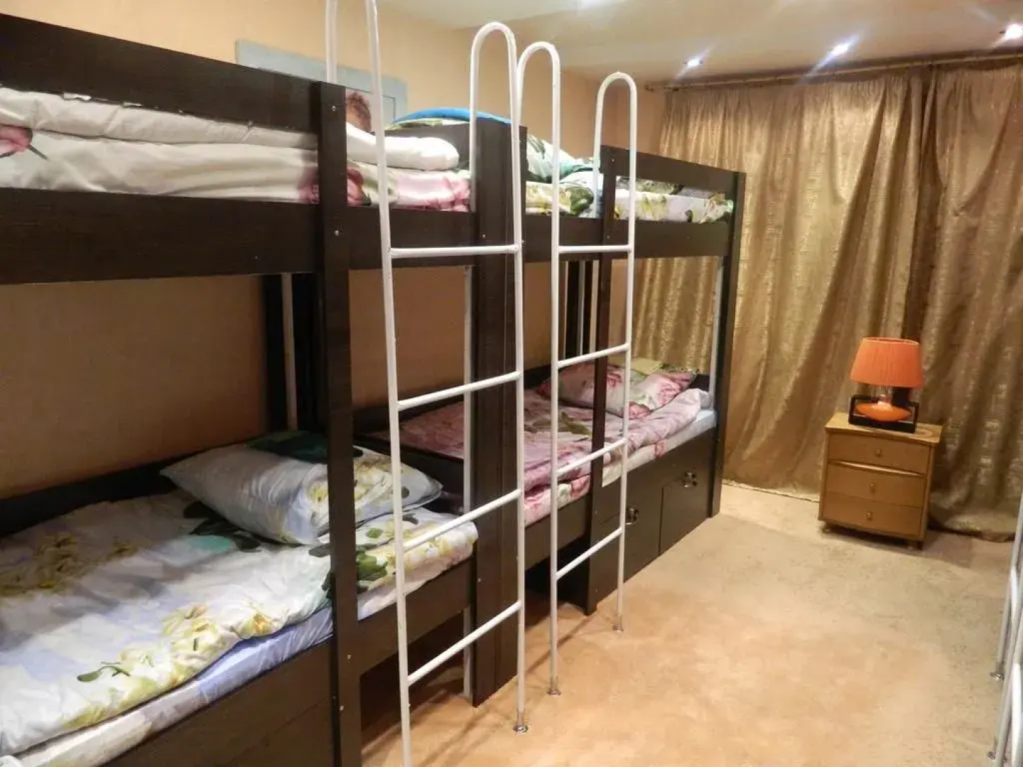 Parus Hostel