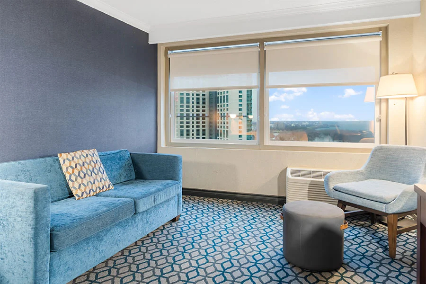 Wyndham Grand Fallsview Hotel