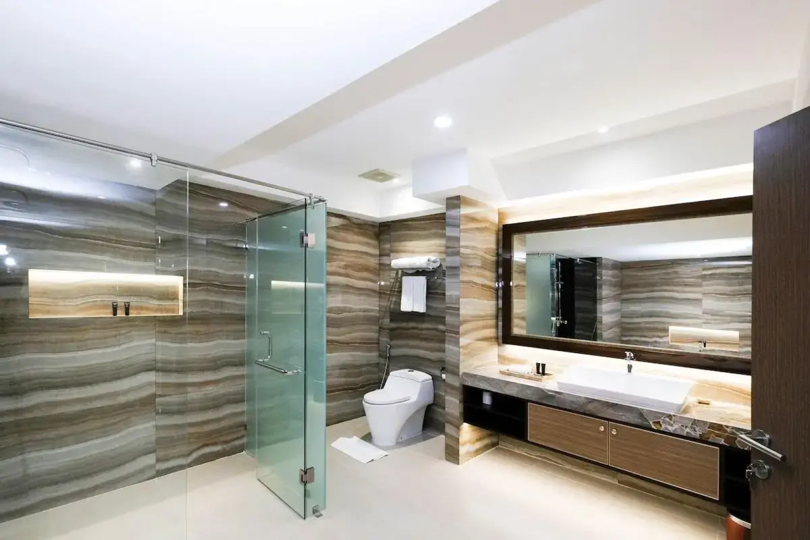 Dream of Aventus Hotel Kuta