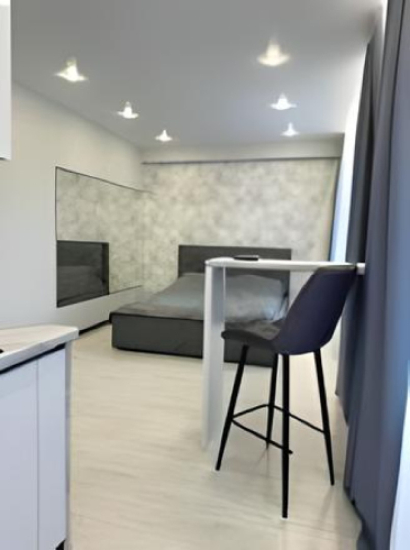 Studiya 15 Flat
